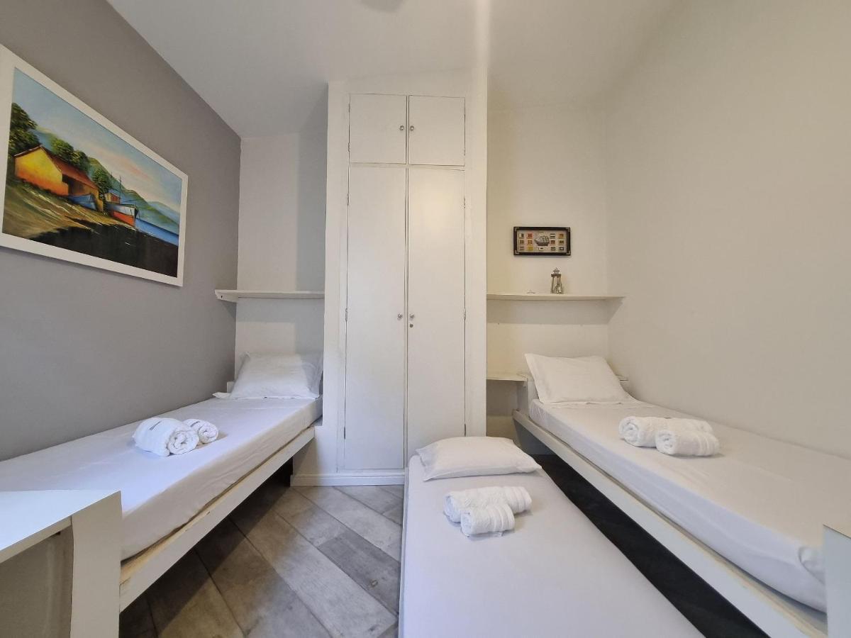 Casas Com Jacuzzi E Churrasqueira A 500 Metros Da Do Pereque Na Сasa de vacaciones Ilhabela