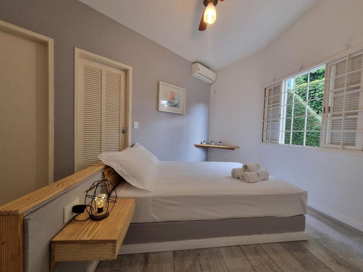 Casas Com Jacuzzi E Churrasqueira A 500 Metros Da Do Pereque Na Holiday home Ilhabela