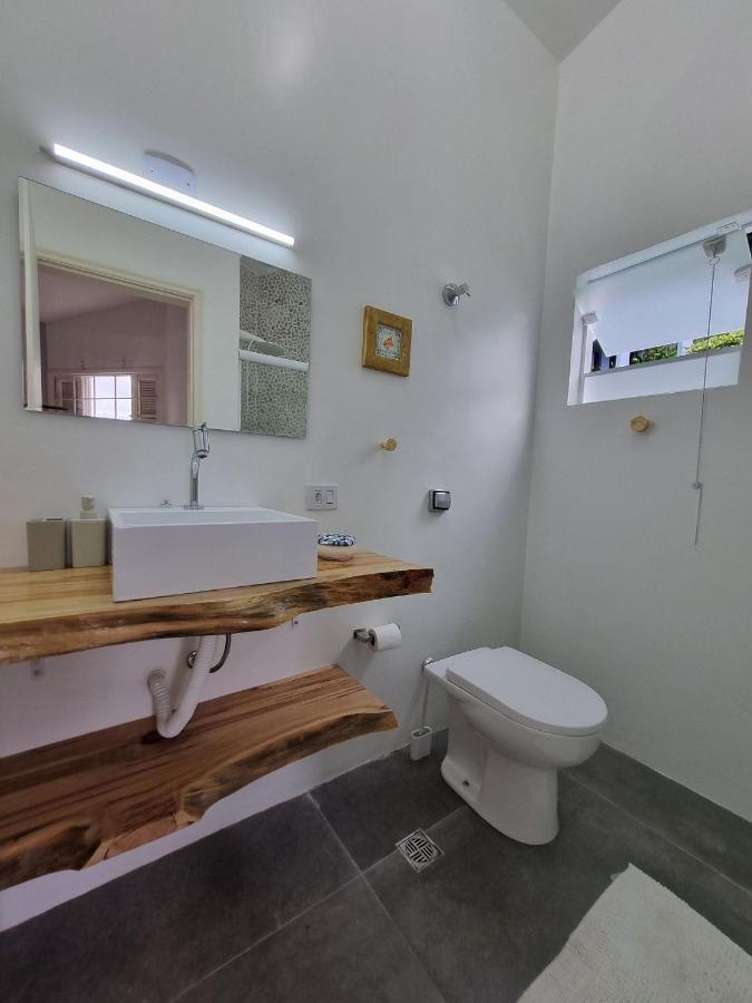 Casas Com Jacuzzi E Churrasqueira A 500 Metros Da Do Pereque Na