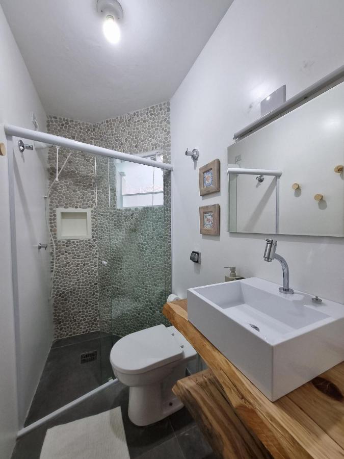 Holiday home Casas Com Jacuzzi E Churrasqueira A 500 Metros Da Do Pereque Na
