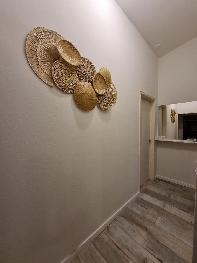 Casas Com Jacuzzi E Churrasqueira A 500 Metros Da Do Pereque Na *