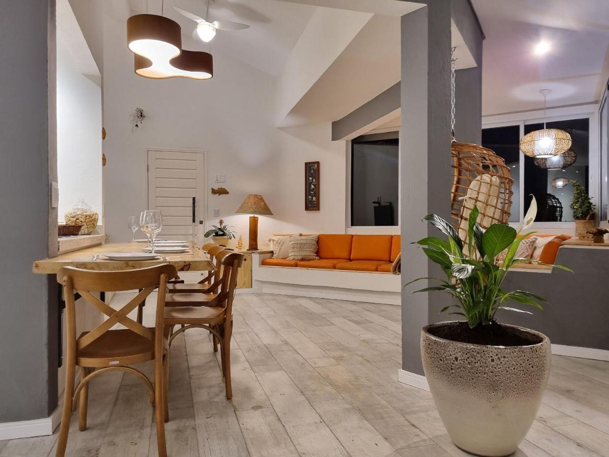 Holiday home Casas Com Jacuzzi E Churrasqueira A 500 Metros Da Do Pereque Na