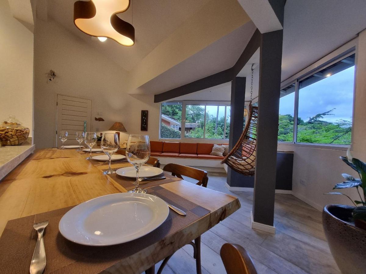 Holiday home Casas Com Jacuzzi E Churrasqueira A 500 Metros Da Do Pereque Na *