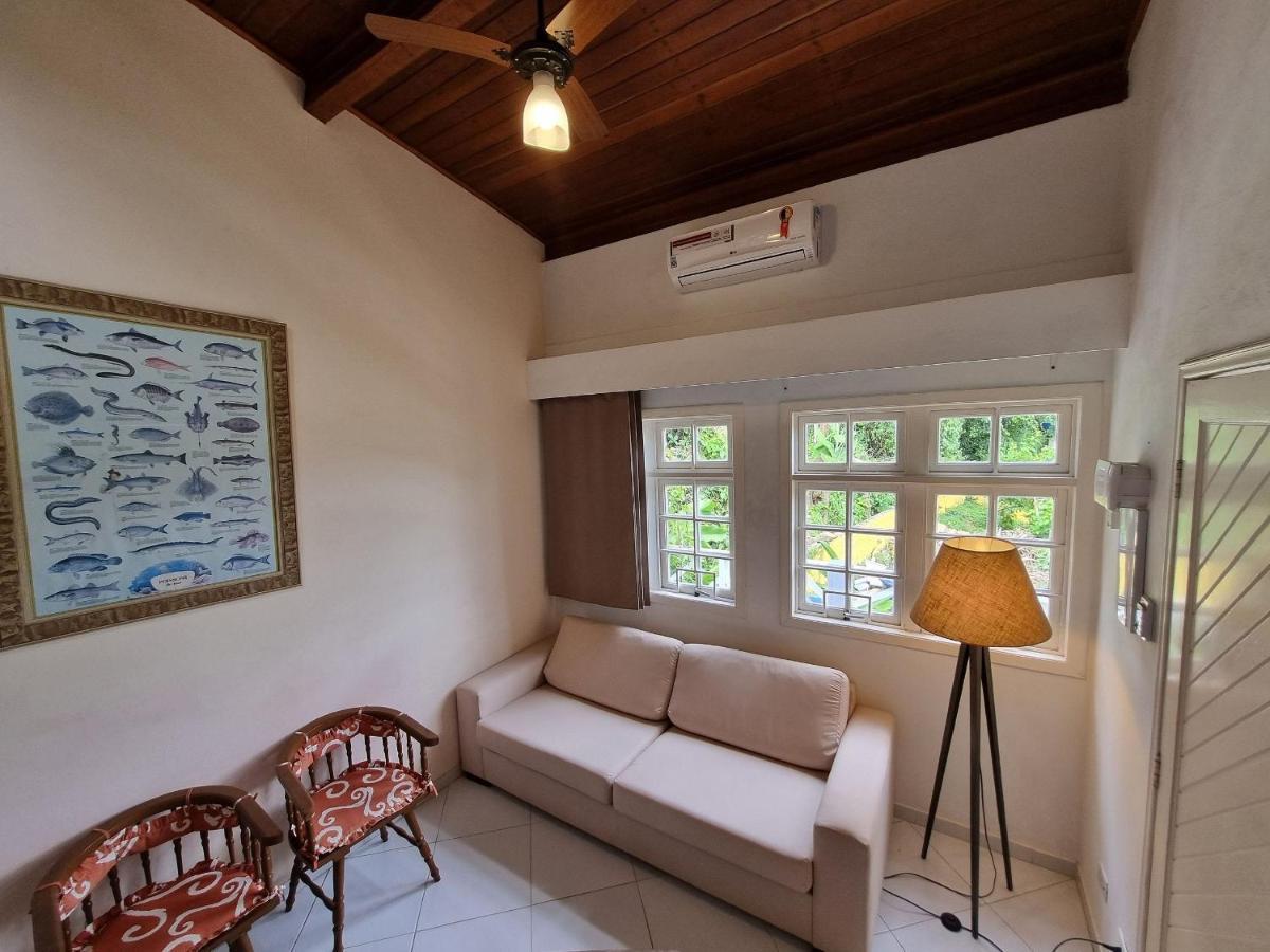 Holiday home Casas Com Jacuzzi E Churrasqueira A 500 Metros Da Do Pereque Na *