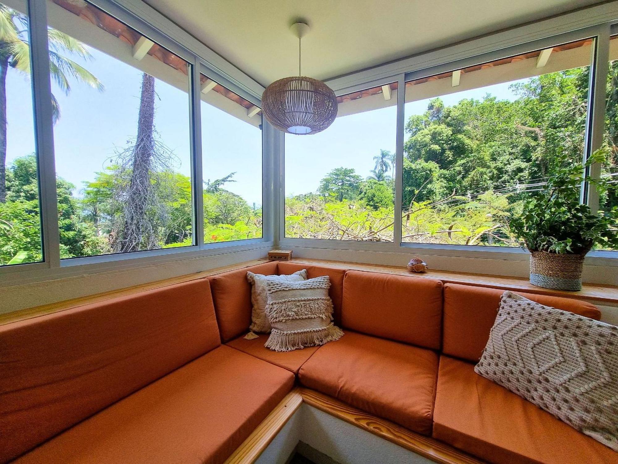 Casas Com Jacuzzi E Churrasqueira A 500 Metros Da Do Pereque Na