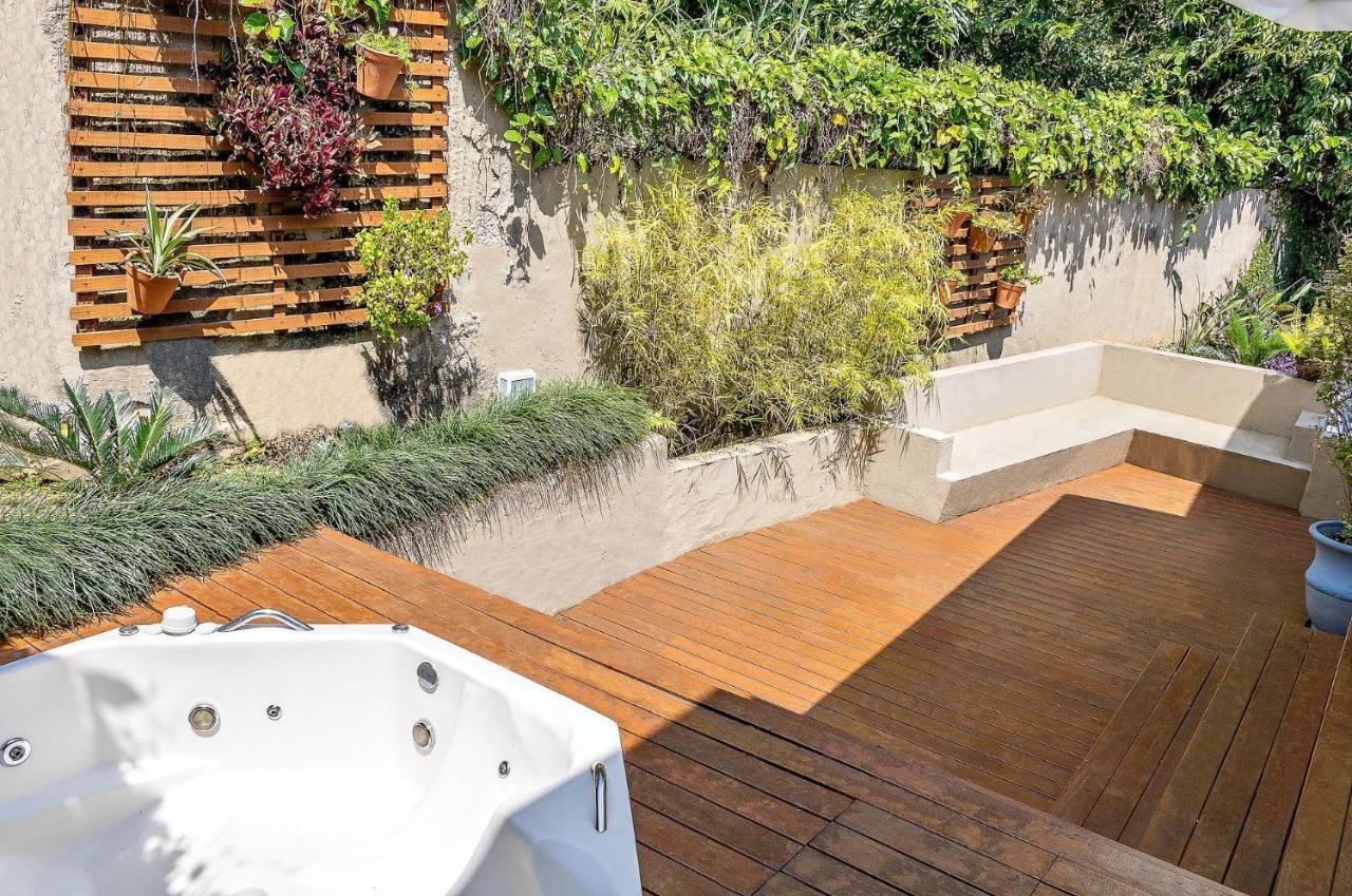 Holiday home Casas Com Jacuzzi E Churrasqueira A 500 Metros Da Do Pereque Na *